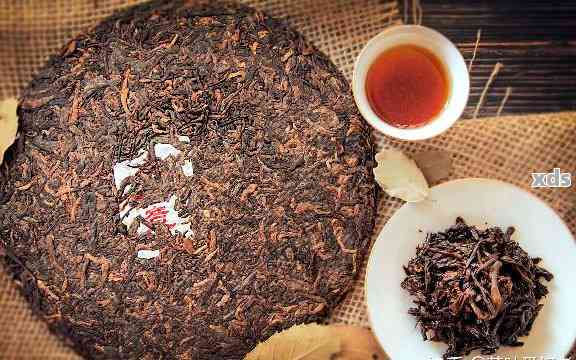 普洱茶對(duì)女性的益處與潛在風(fēng)險(xiǎn) 一杯茶中的全面健康評(píng)估與茶具選擇指南